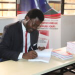 Et Dieu dit : « J’enverrai mon fils Thierry Afanoukoé pour sauver le monde de la presse en ligne au Togo » 